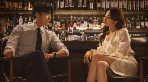 Phim Trở Thành Người Xa Lạ (Người Lạ Từng Yêu Thương) - Strangers Again (2023)