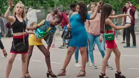 Phim Vũ công nhỏ đáng yêu - Cuties (2020) Phim Vũ công nhỏ đáng yêu - Cuties (2020)